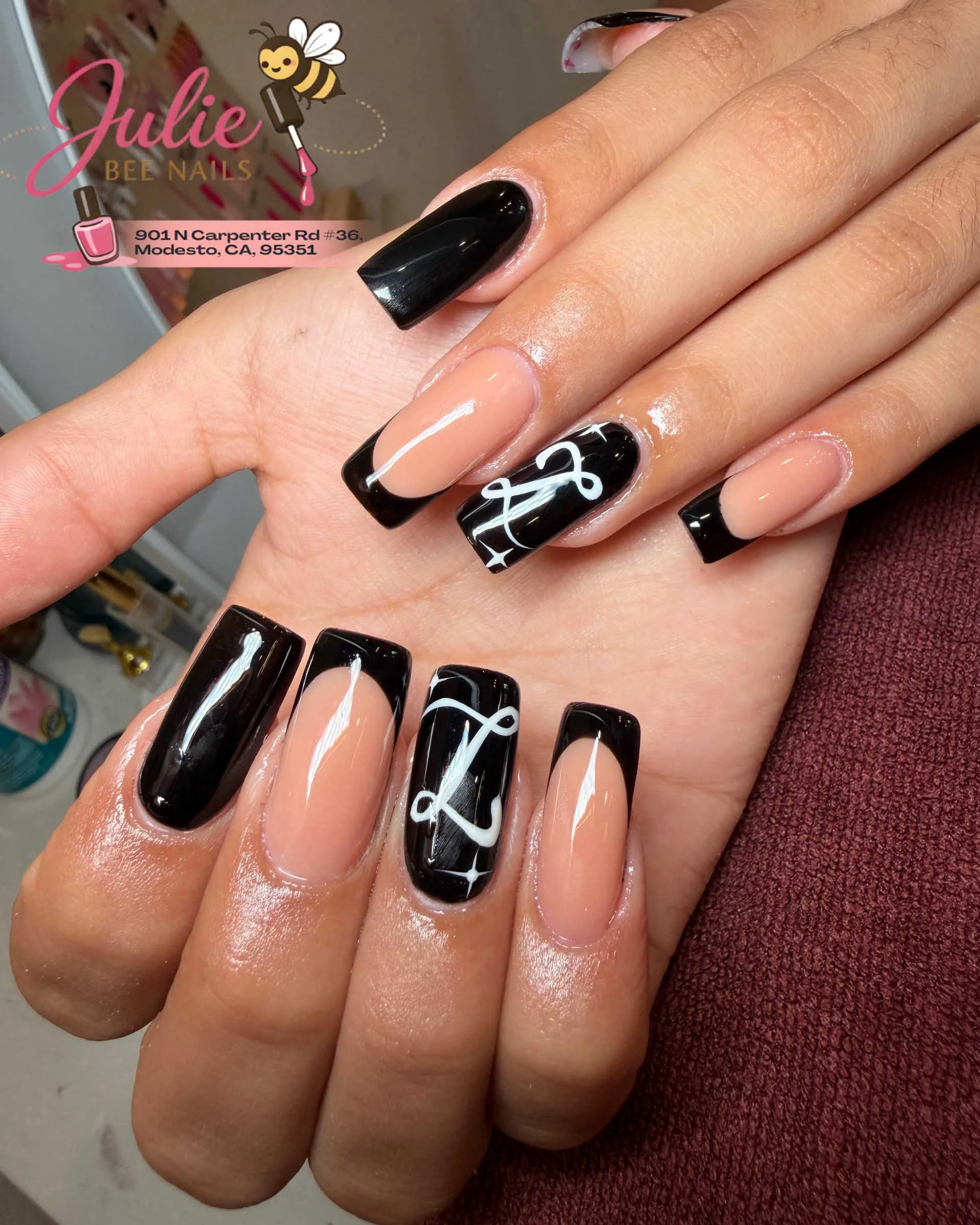 Elegant nails